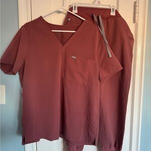 Figs Short Sleeve V-Neck Top and bottoms- Mauve